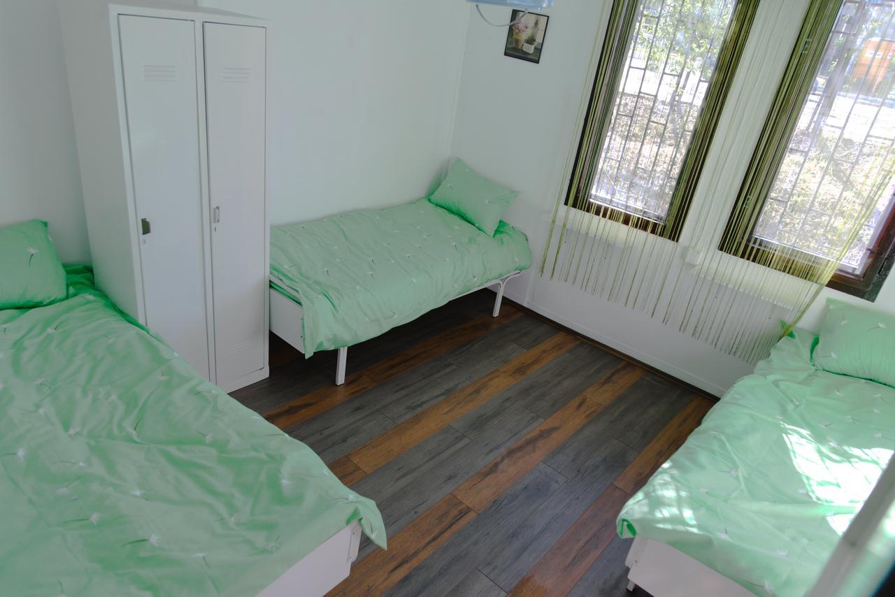 Hostel Belgrade Shungit Dragana Jeftića br 10 Exterior foto